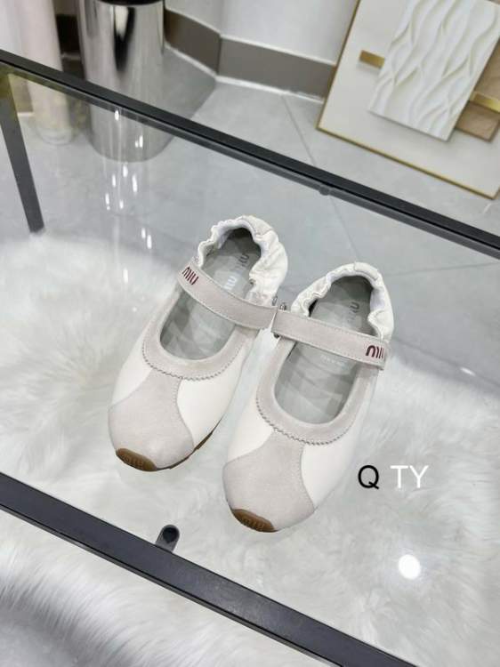 Picture of Miumiu Shoes _SKUMiuMiusz35-40TY030718116